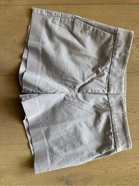 LOFT Neutral Light Gray Riviera Shorts
